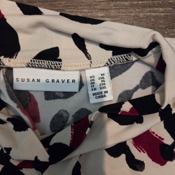 Susan Graver Black and White Sleeveless High Low Blouse - Picture 5 of 9